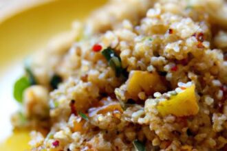 Flavorful Vegetarian Quinoa Fried Rice: A Healthy Twist