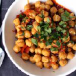 Fiery Harissa-Spiced Chickpea Stew: A Flavorful Delight
