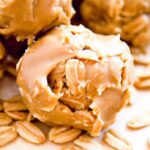 Power Up Your Day: Oatmeal Energy Bites with Peanut Butter
