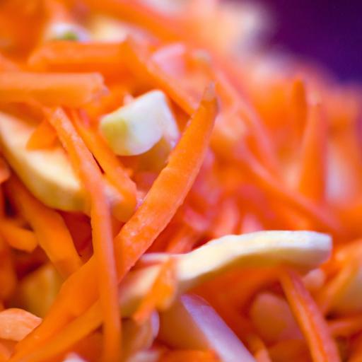 Zesty Carrot & Apple Coleslaw: Fresh Twist with Lemon Dressing