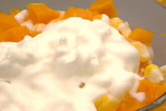 Harvest Delight: How to Make a Pumpkin Pie Yogurt Bowl