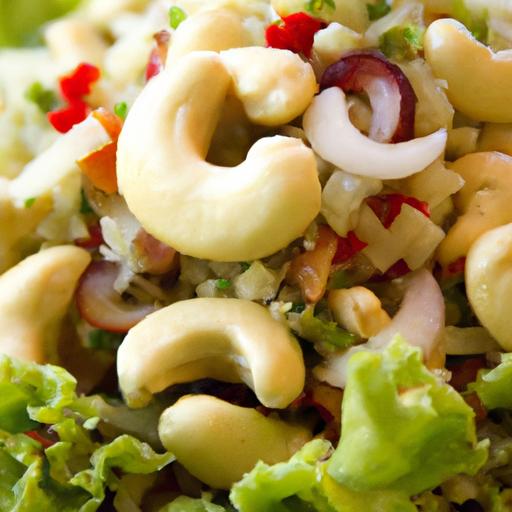 Crunch Into⁤ Flavor: Thai ⁢Cashew Quinoa Salad Delight