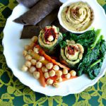 Green Goodness: Collard Wraps with Hummus & Veggies